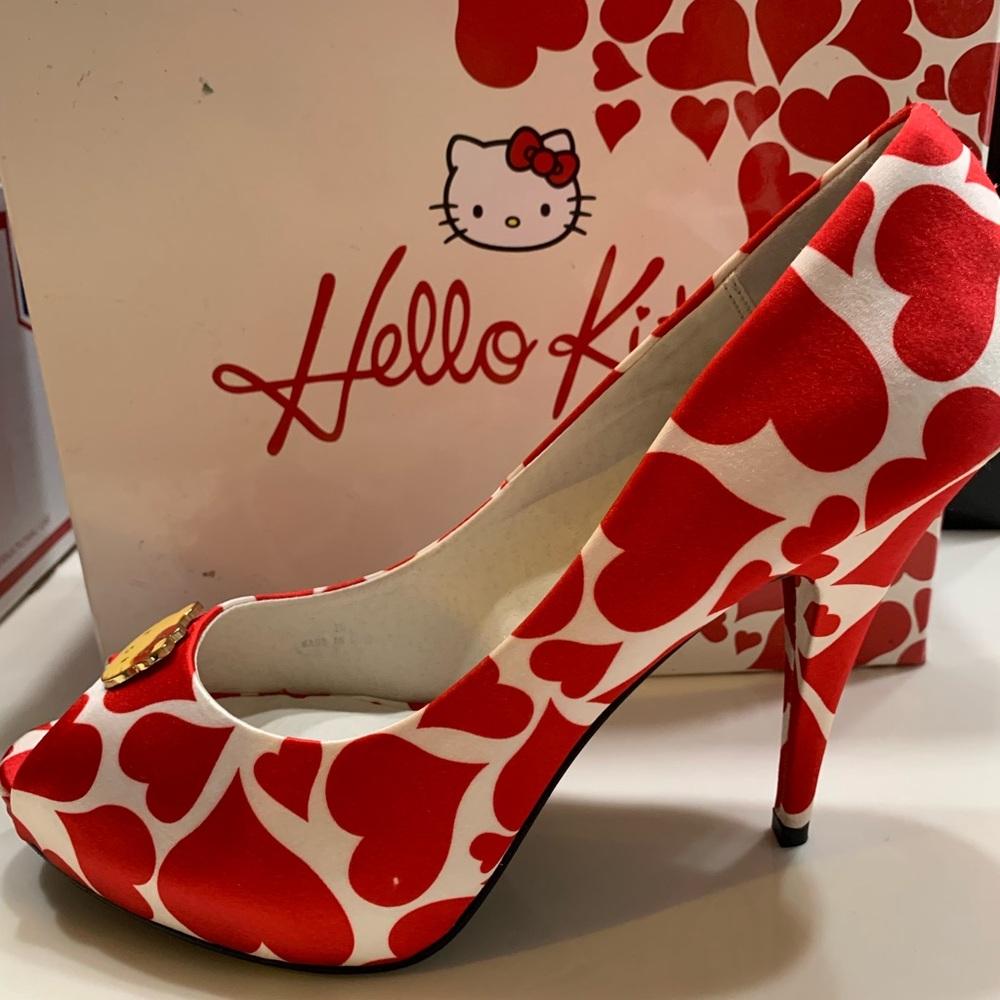 Hello Kitty Women's Red Heart Peep Toe Heels